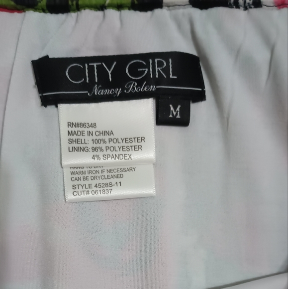 City Girl- Nancy Bolen Skirt Floral With Zipper on The he Side in A- line Size M - Picture 5 of 10